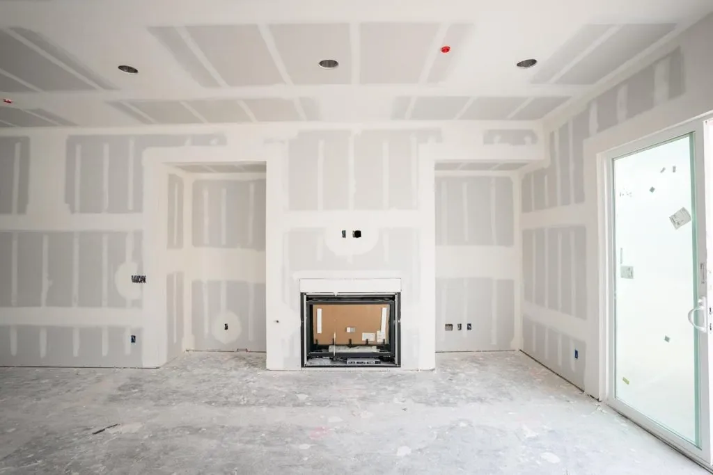 Drywall refinishing and skim coating in Boynton Beach by Advanced Refinishing LLC